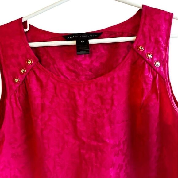 Marc by Marc Jacobs Magenta Pink Sleeveless Cheetah Print Blouse Size XS Silk - Picture 4 of 10